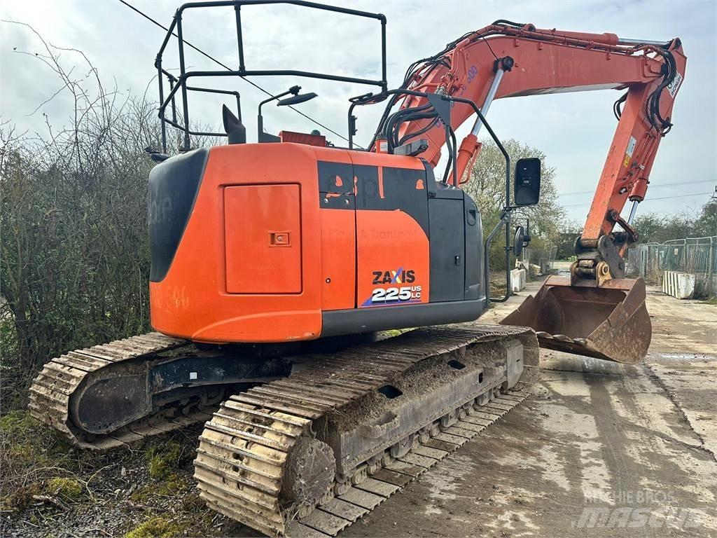 Hitachi ZX225USLC-6 Excavatoare pe șenile
