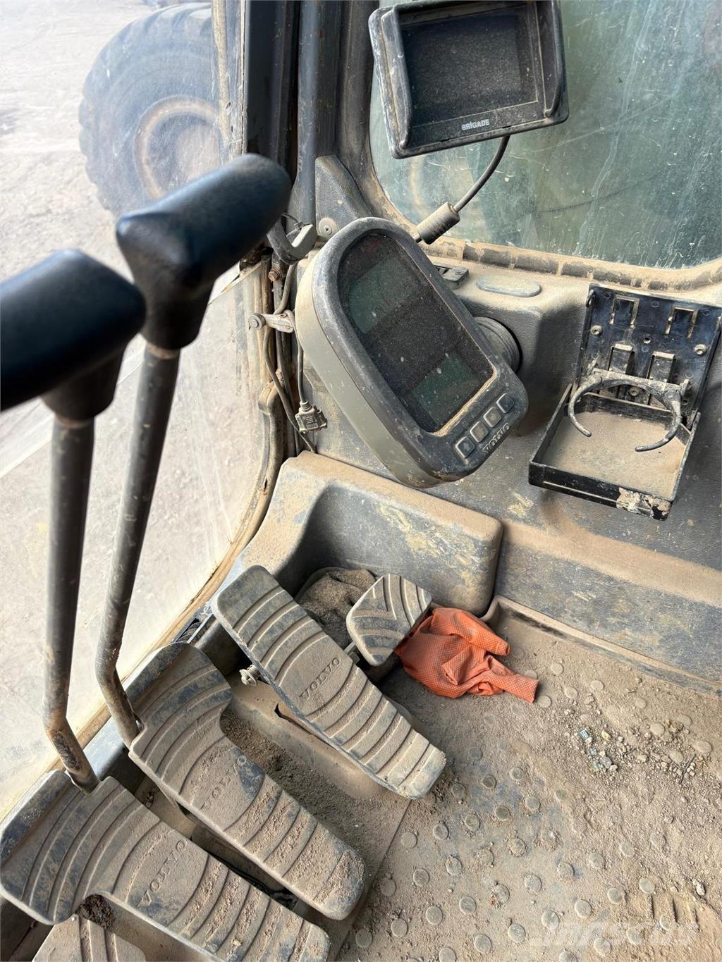 Volvo EC290BLC Excavatoare pe șenile
