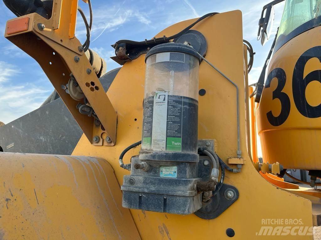 Volvo L150H Incarcator pe pneuri