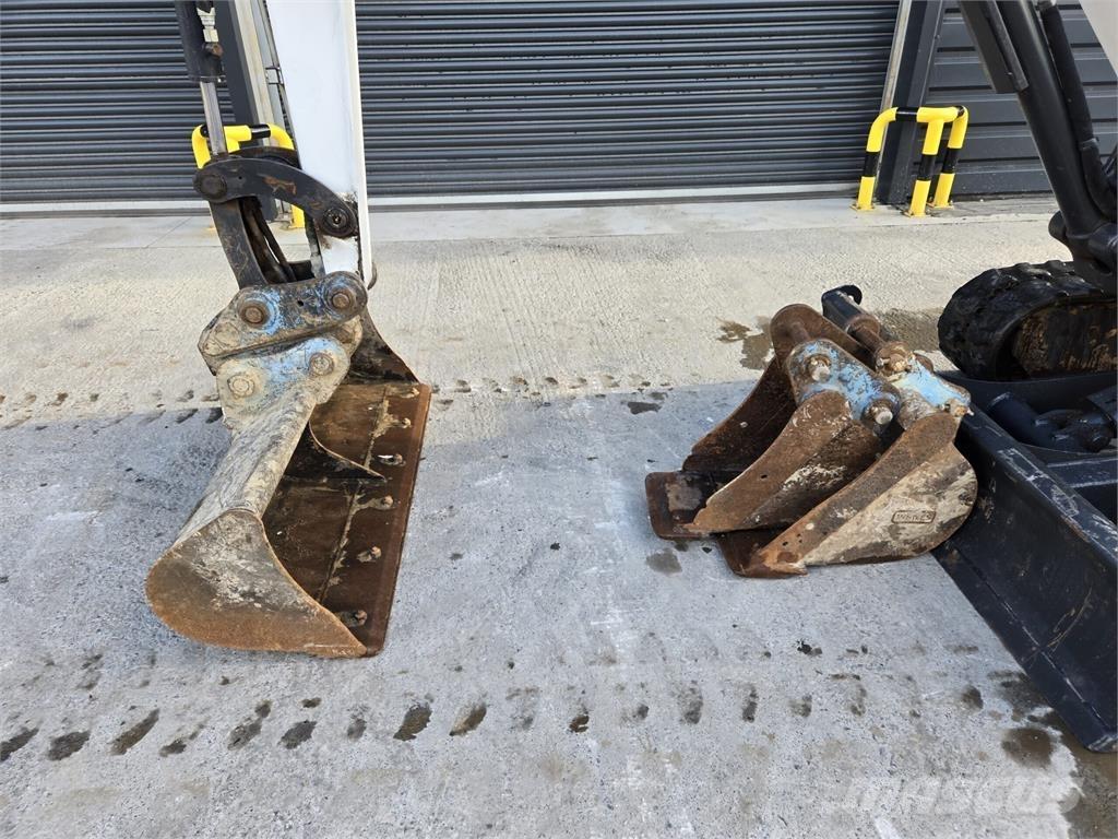 Bobcat E27 Mini excavatoare < 7t