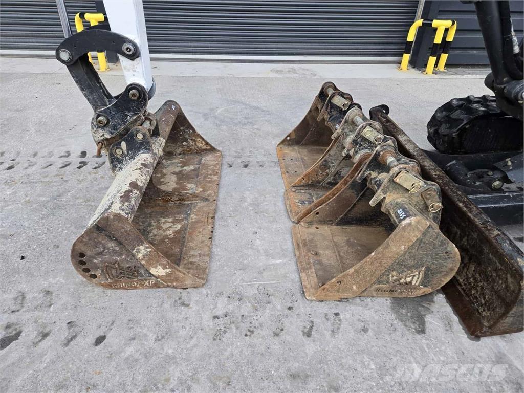 Bobcat E27 Mini excavatoare < 7t