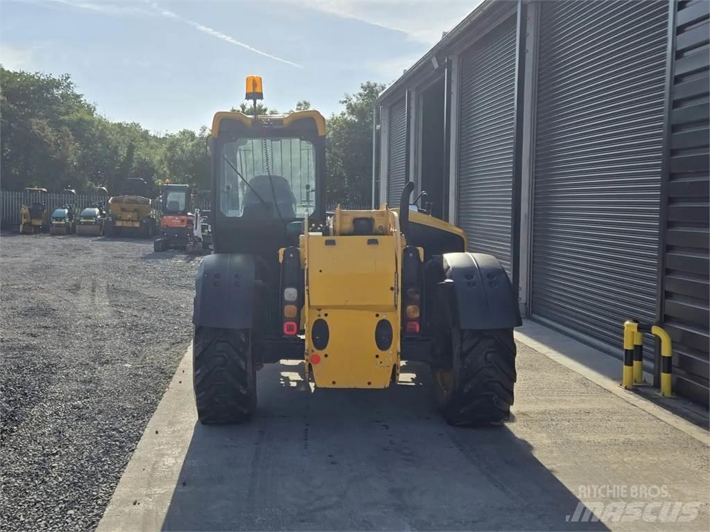 JCB -- Stivuitoare telescopice