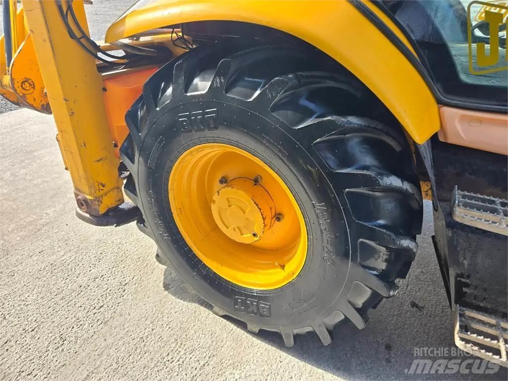 JCB 3CX Buldoexcavatoare