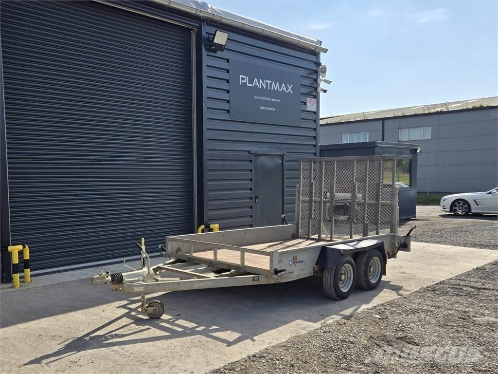   Remorci transport vehicule
