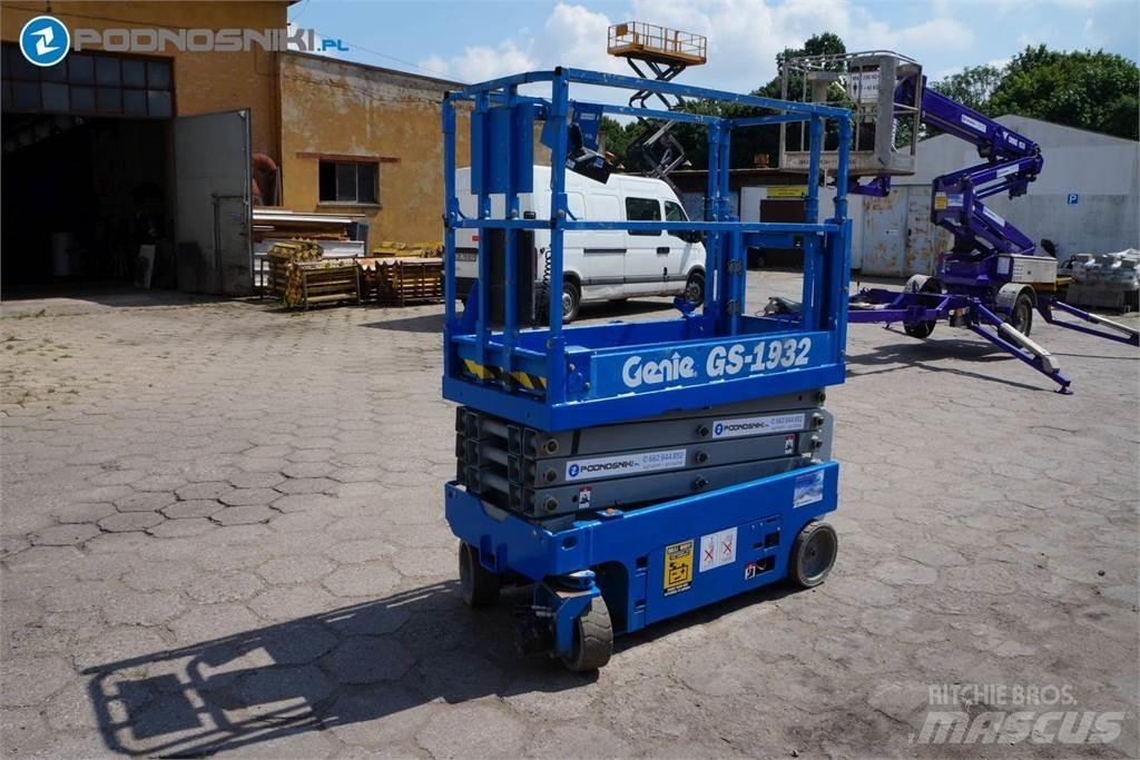 Genie 1932 Platforme foarfeca