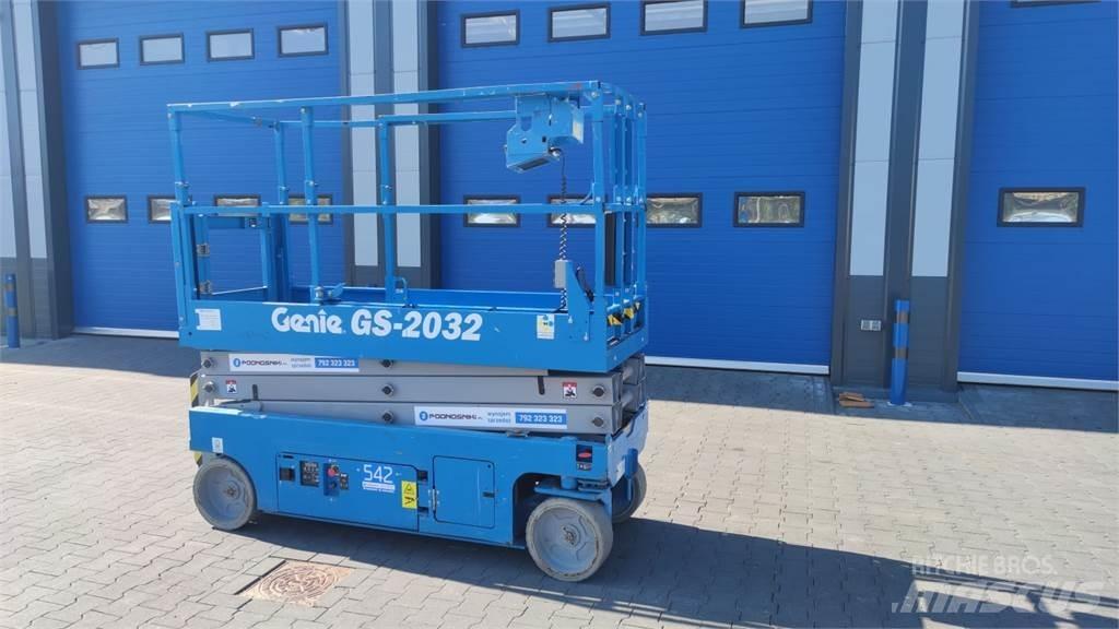 Genie 2032 Platforme foarfeca