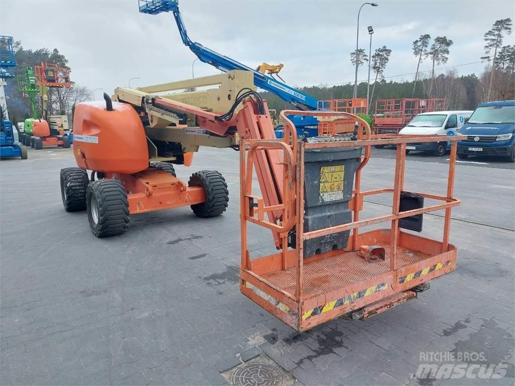 JLG 450AJ Nacele cu brat articulat