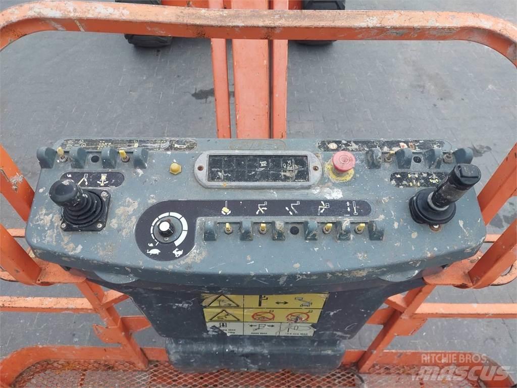 JLG 450AJ Nacele cu brat articulat