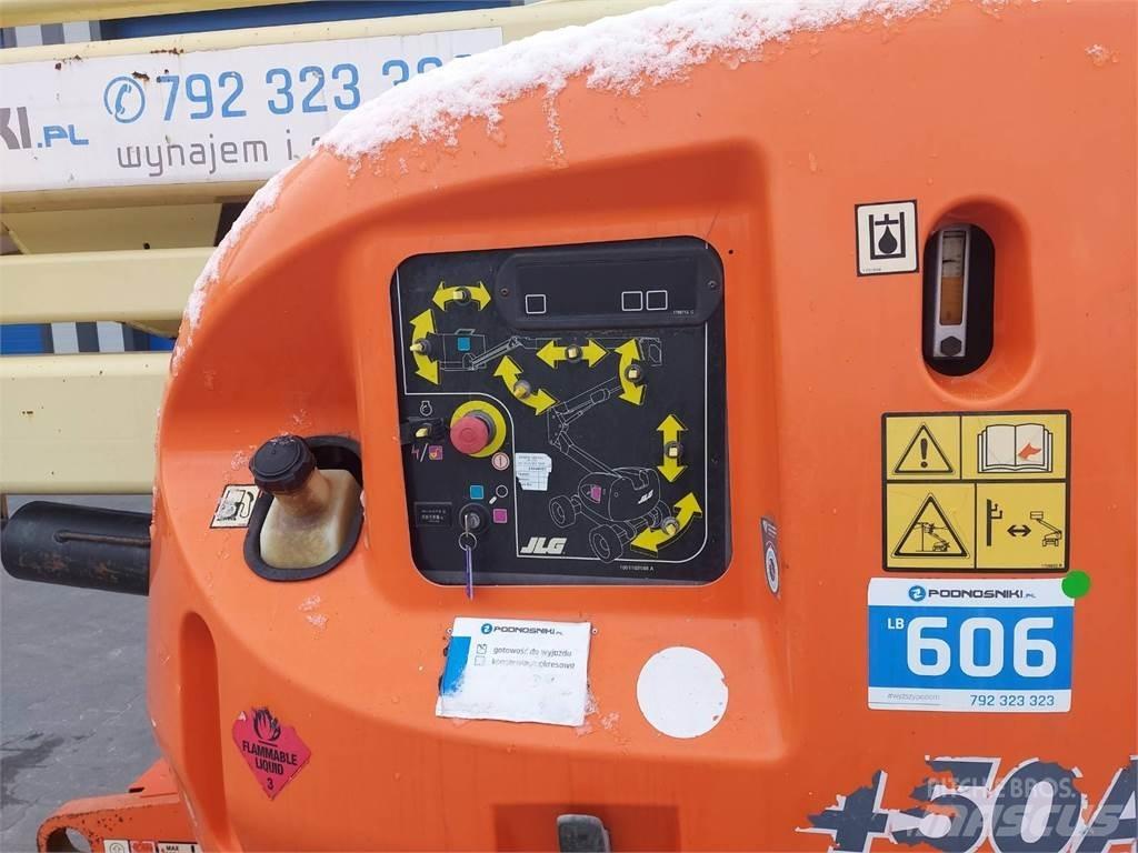 JLG 450AJ Nacele cu brat articulat
