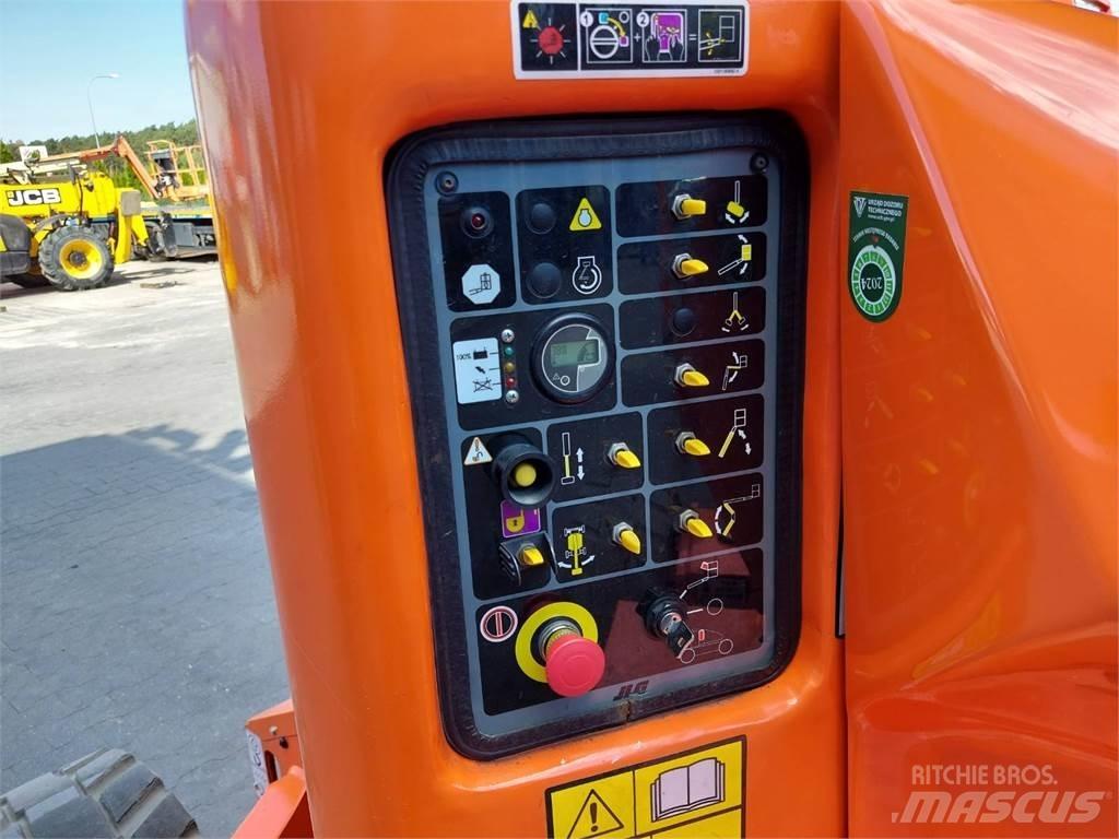 JLG E450AJ Nacele cu brat articulat