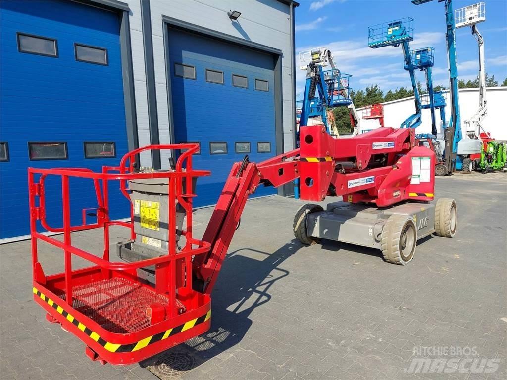 JLG M450AJ Nacele cu brat articulat