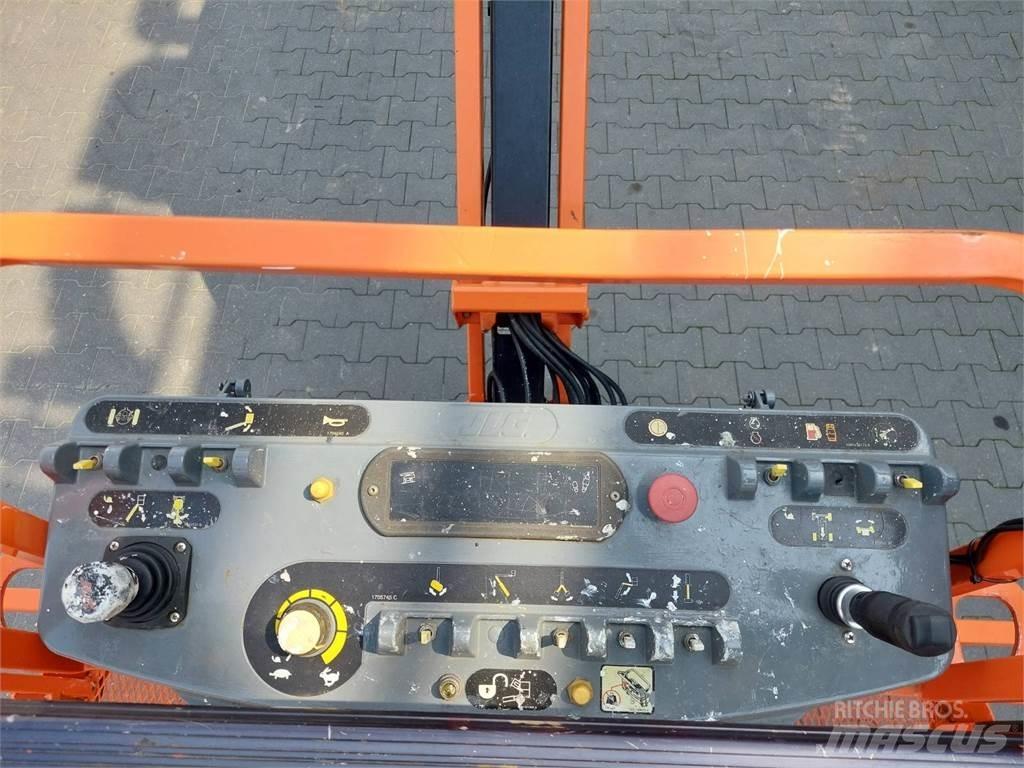 JLG M600JP Nacele cu brat articulat