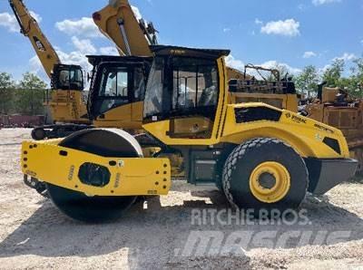 Bomag BW213DH-5 Utilaje construcții - Altele