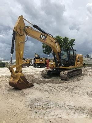 CAT 320 Excavatoare pe șenile
