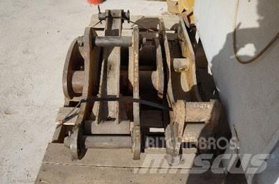 CAT 320C/DL Thumb Alte componente