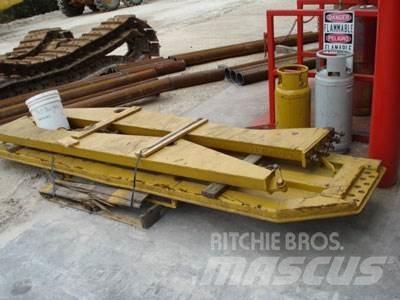 CAT 740 Tailgate Alte componente