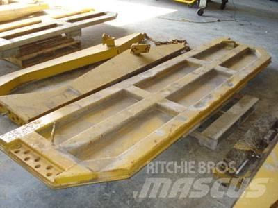 CAT 740 Tailgate Alte componente