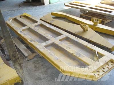 CAT 740 Tailgate Alte componente