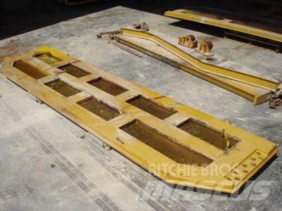 CAT 740 Tailgate Alte componente
