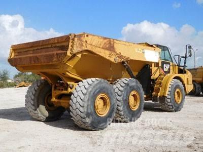 CAT 740B Transportoare articulate