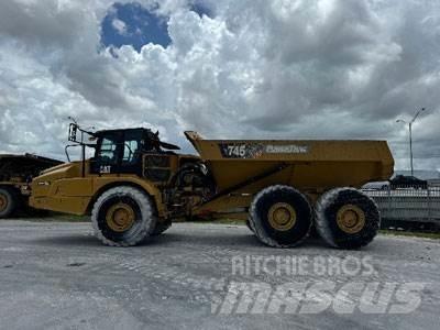 CAT 745-04A Transportoare articulate