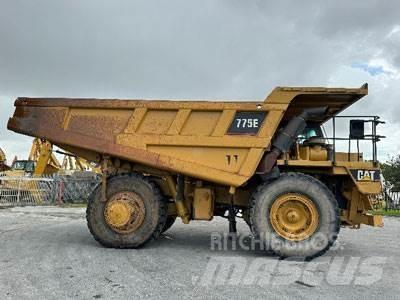 CAT 775E Camioane cu basculante rigide