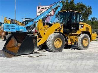 CAT 938M Incarcator pe pneuri