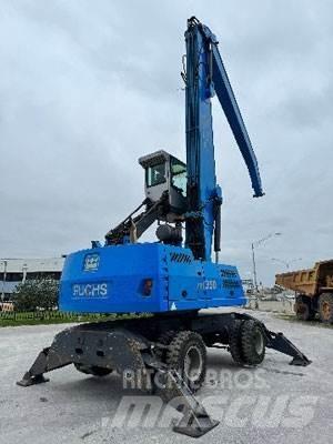 Fuchs MHL350D Paleta de manipulare