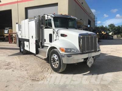 Peterbilt 537 4X2 - NEW Altele