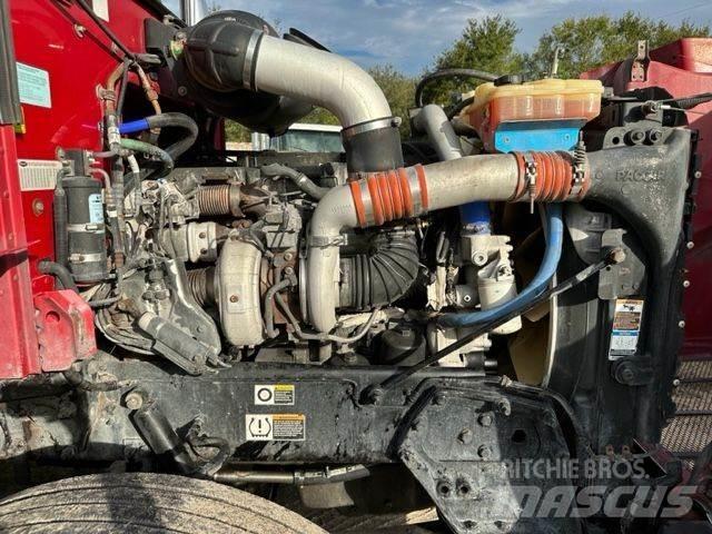 Peterbilt 384 Autotractoare