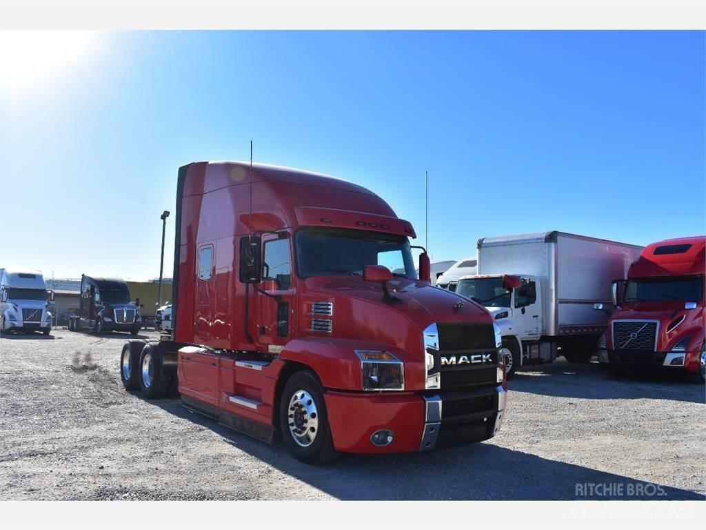 Mack ANTHEM Autotractoare