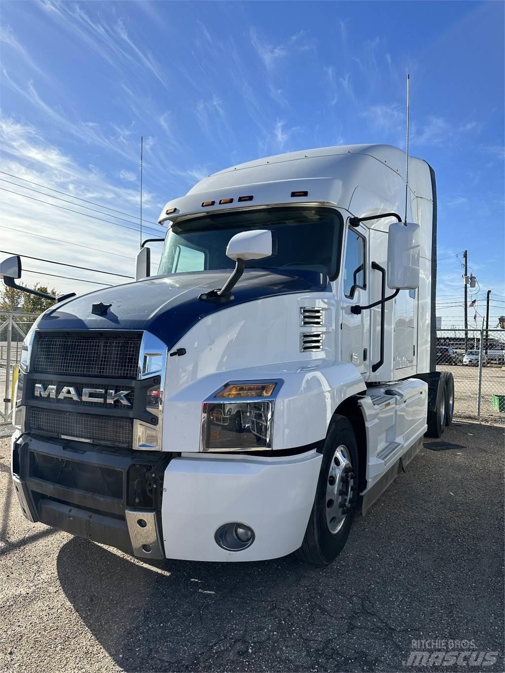 Mack ANTHEM Autotractoare