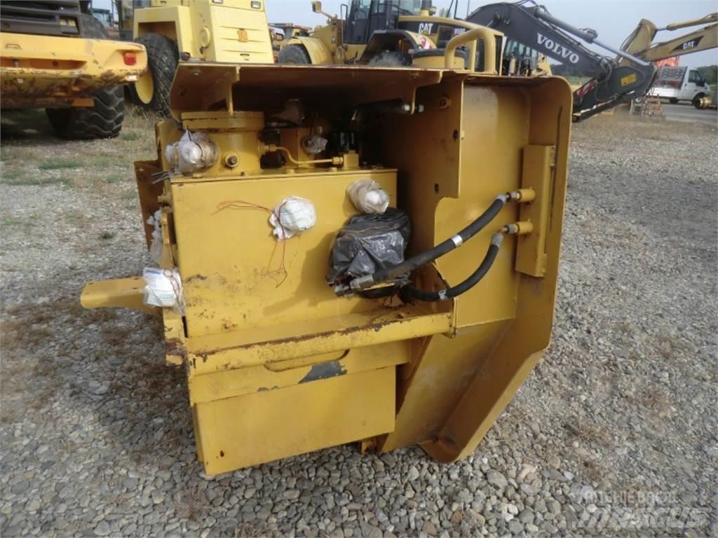 CAT 323D Utilaje construcții - Altele