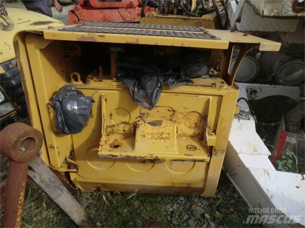 CAT 323D Utilaje construcții - Altele