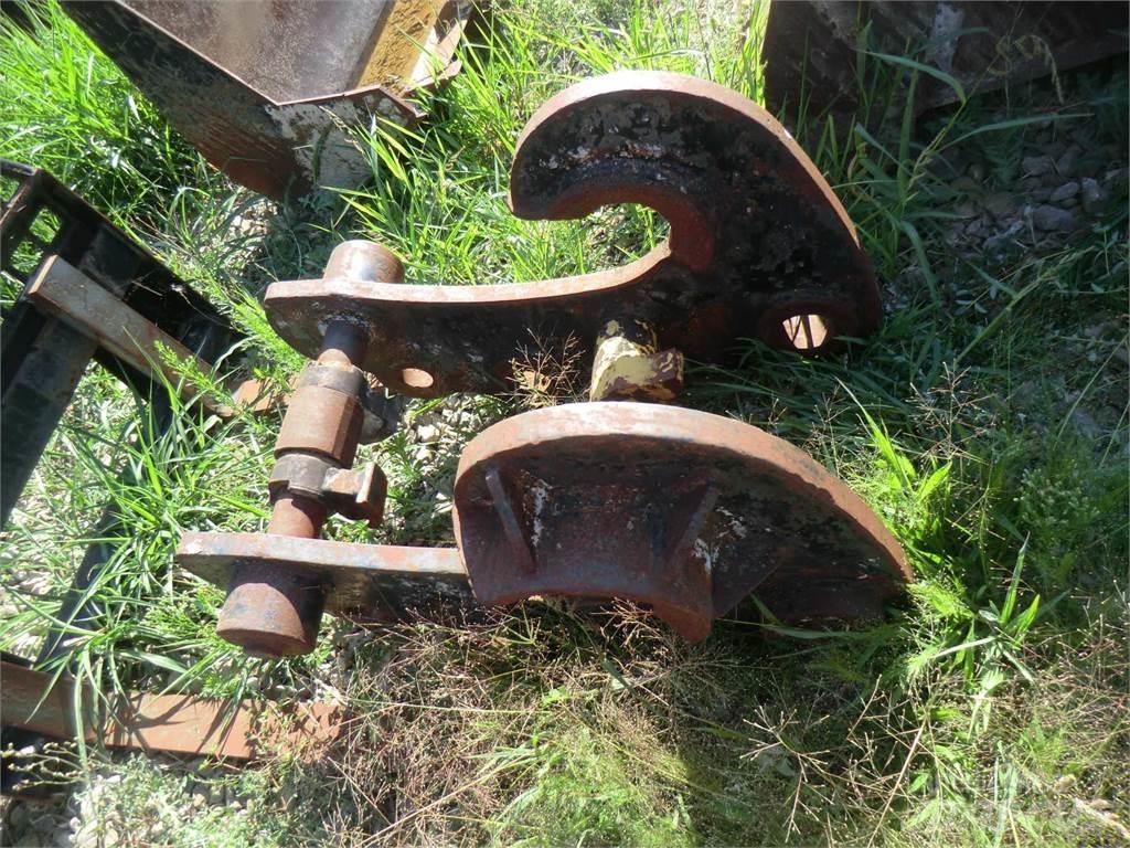 CAT 330 Utilaje construcții - Altele