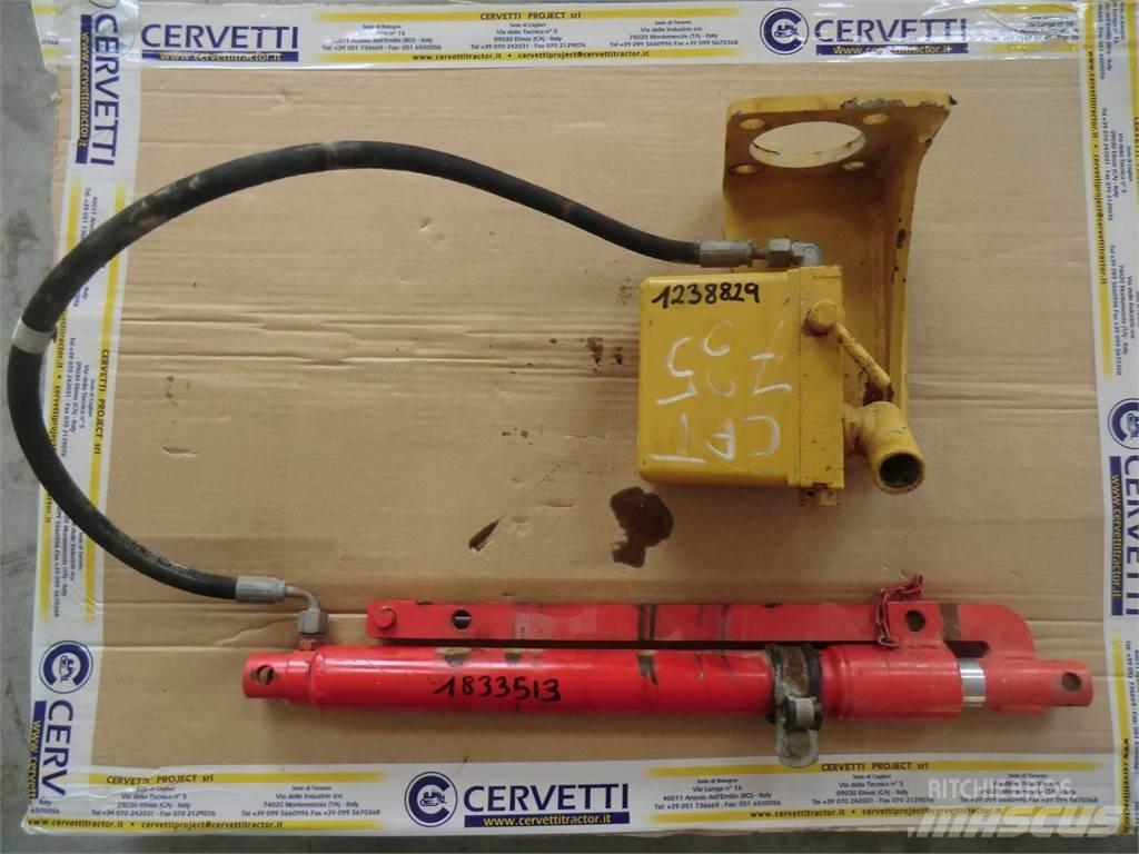 CAT 735 Utilaje construcții - Altele