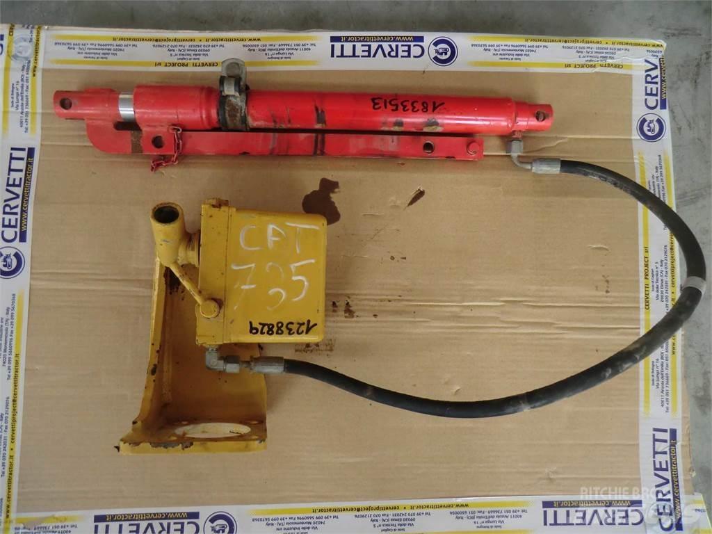 CAT 735 Utilaje construcții - Altele