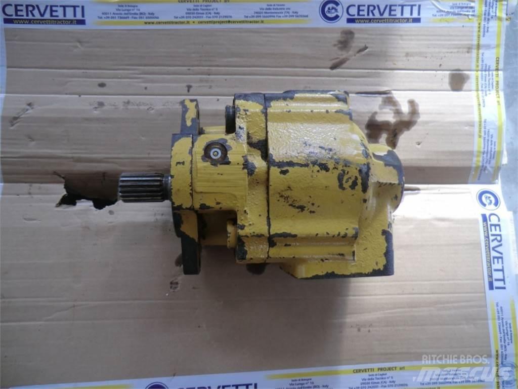 CAT 735 Utilaje construcții - Altele