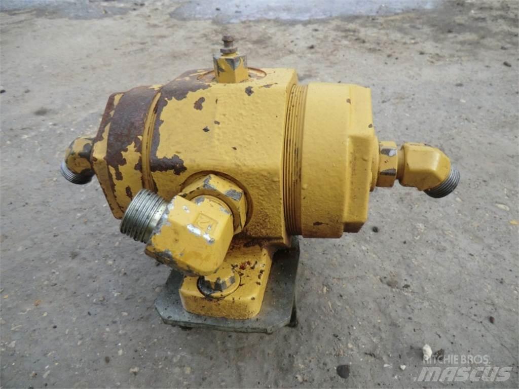 CAT 735 Utilaje construcții - Altele