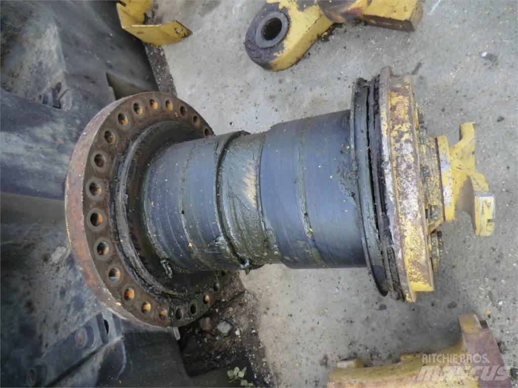 CAT 735 Sasiuri si suspensii