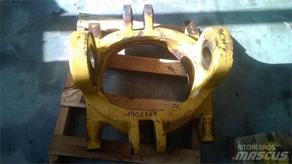 CAT 735 Sasiuri si suspensii