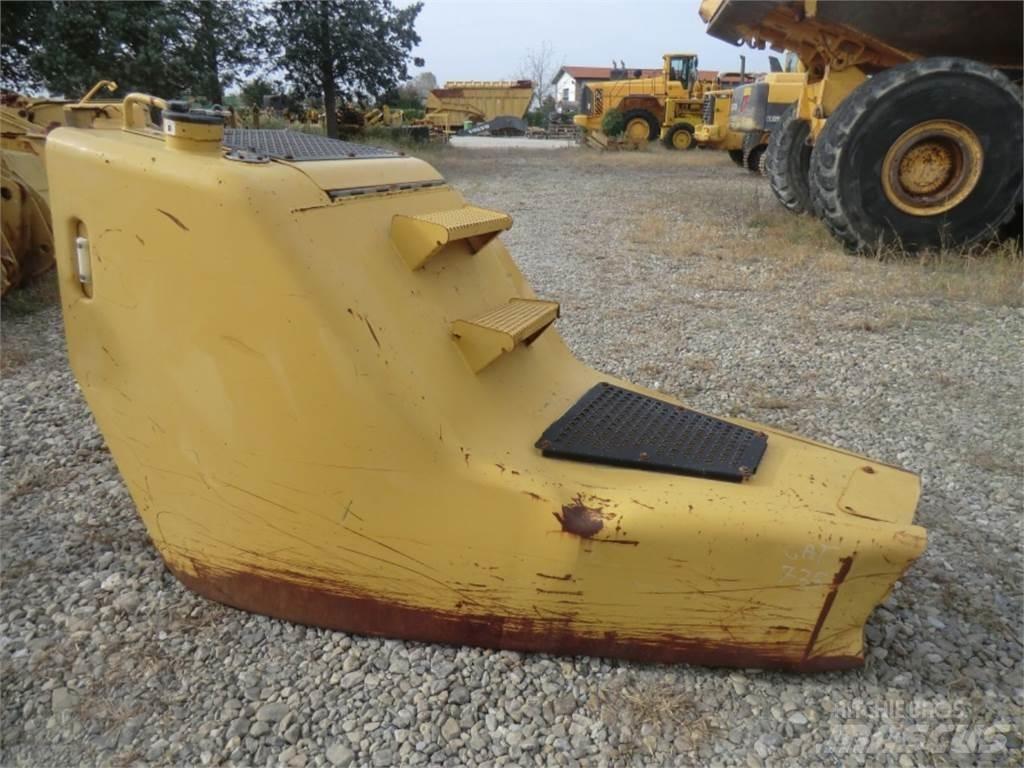 CAT 735 Sasiuri si suspensii
