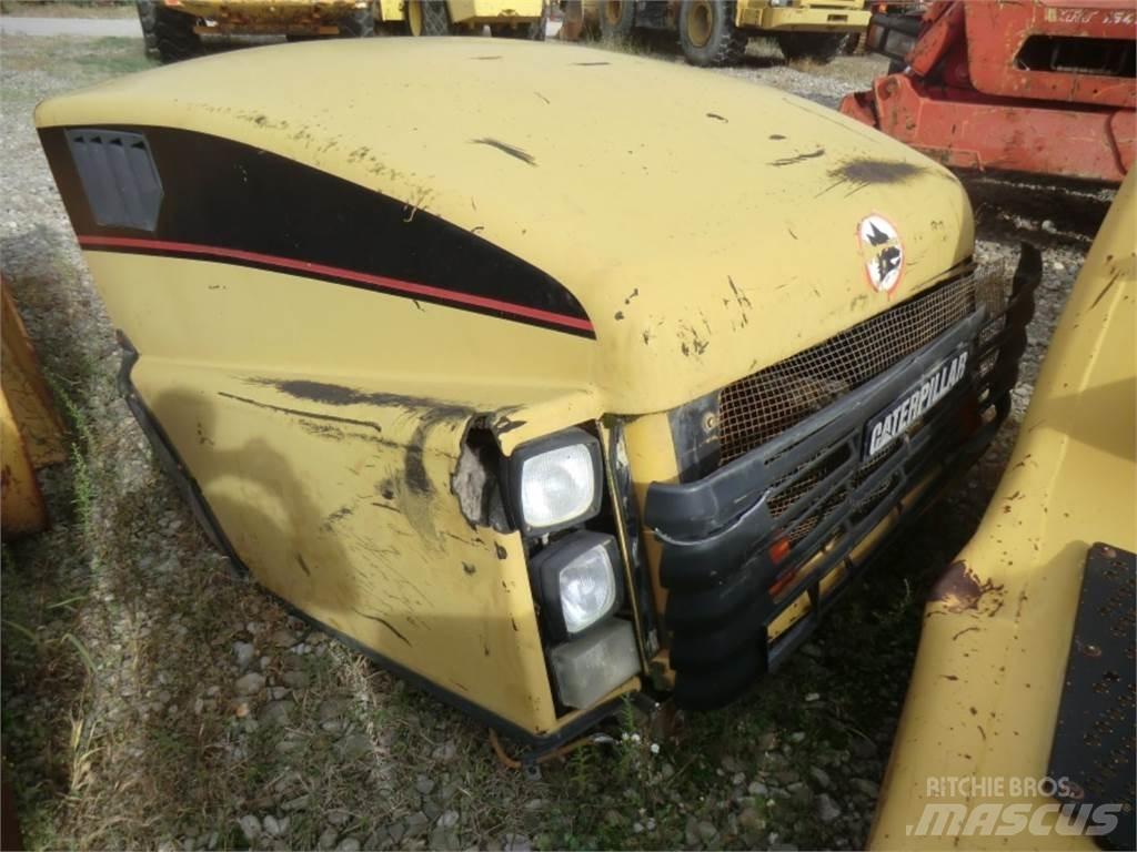 CAT 735 Sasiuri si suspensii