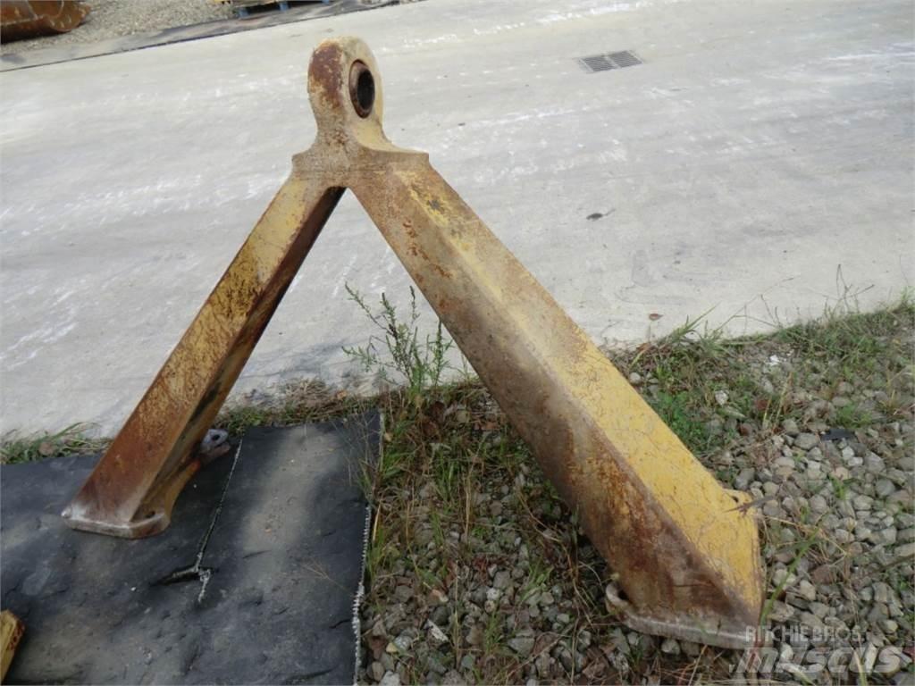 CAT 735 Sasiuri si suspensii