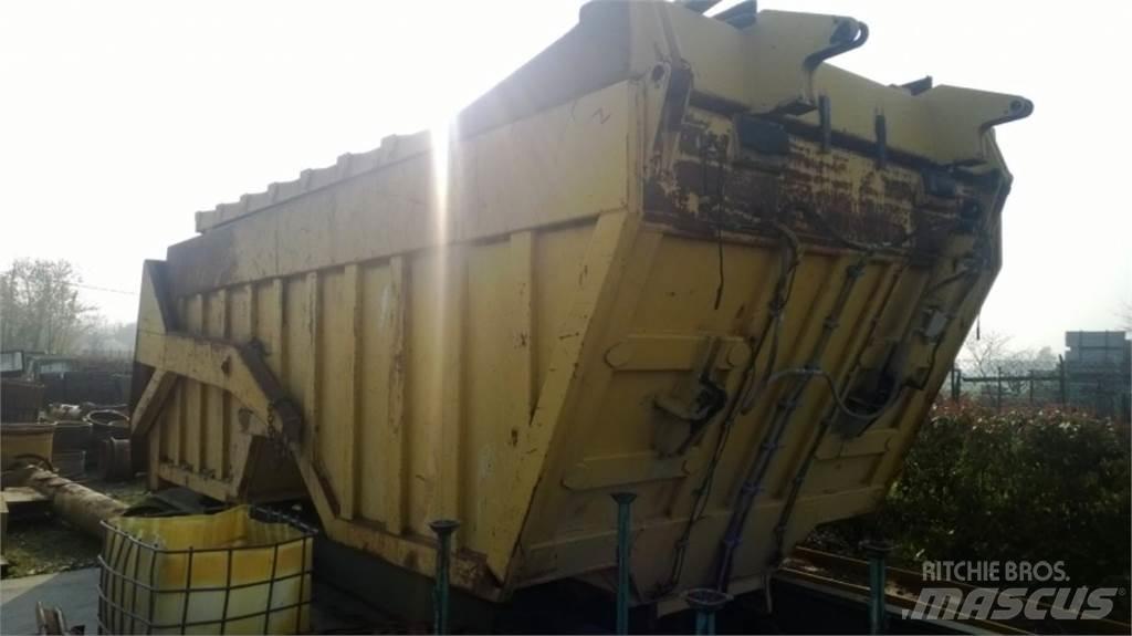 CAT 735 Sasiuri si suspensii