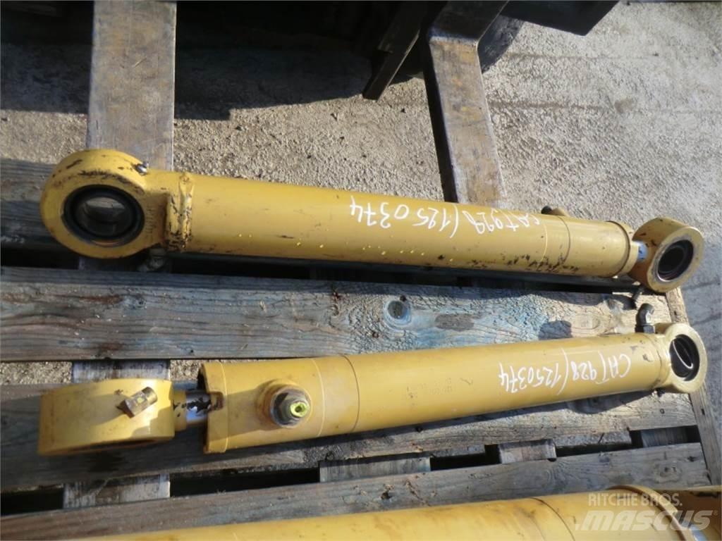 CAT 928G Utilaje construcții - Altele