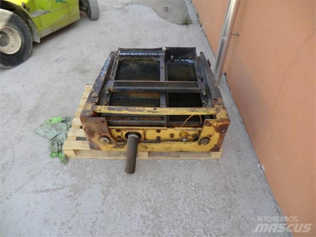 CAT 953 Utilaje construcții - Altele
