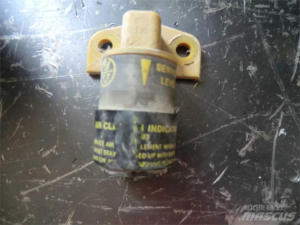 CAT 953 Sasiuri si suspensii