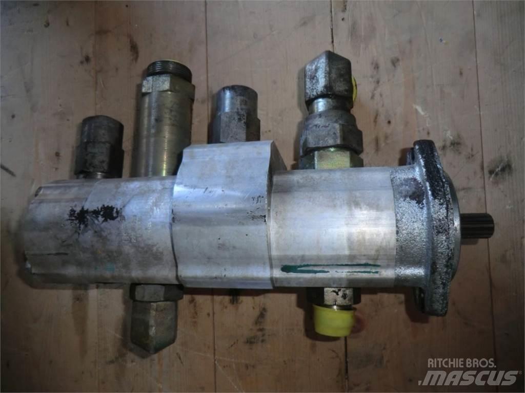 CAT 953C Utilaje construcții - Altele