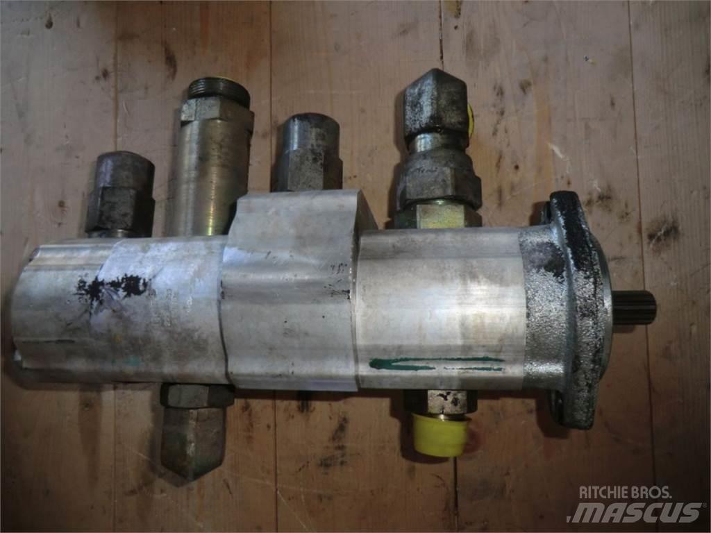 CAT 953C Utilaje construcții - Altele